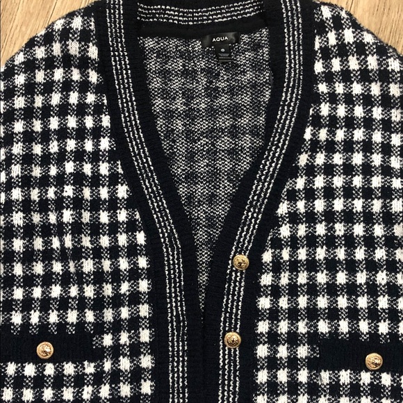 Aqua Black and White Knit Sweater xL - Picture 4 of 5